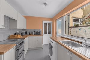 Photo 16- click for photo gallery